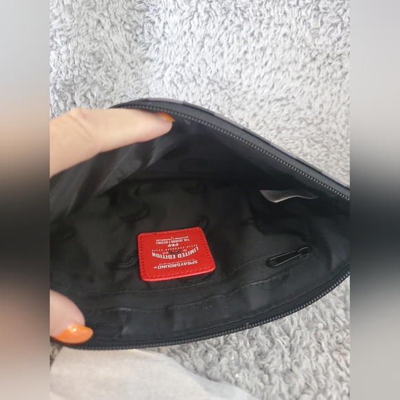 Sprayground 3am Riptide Crossbody Clutch W/ Shoulder Strap - Picture 7 of 11